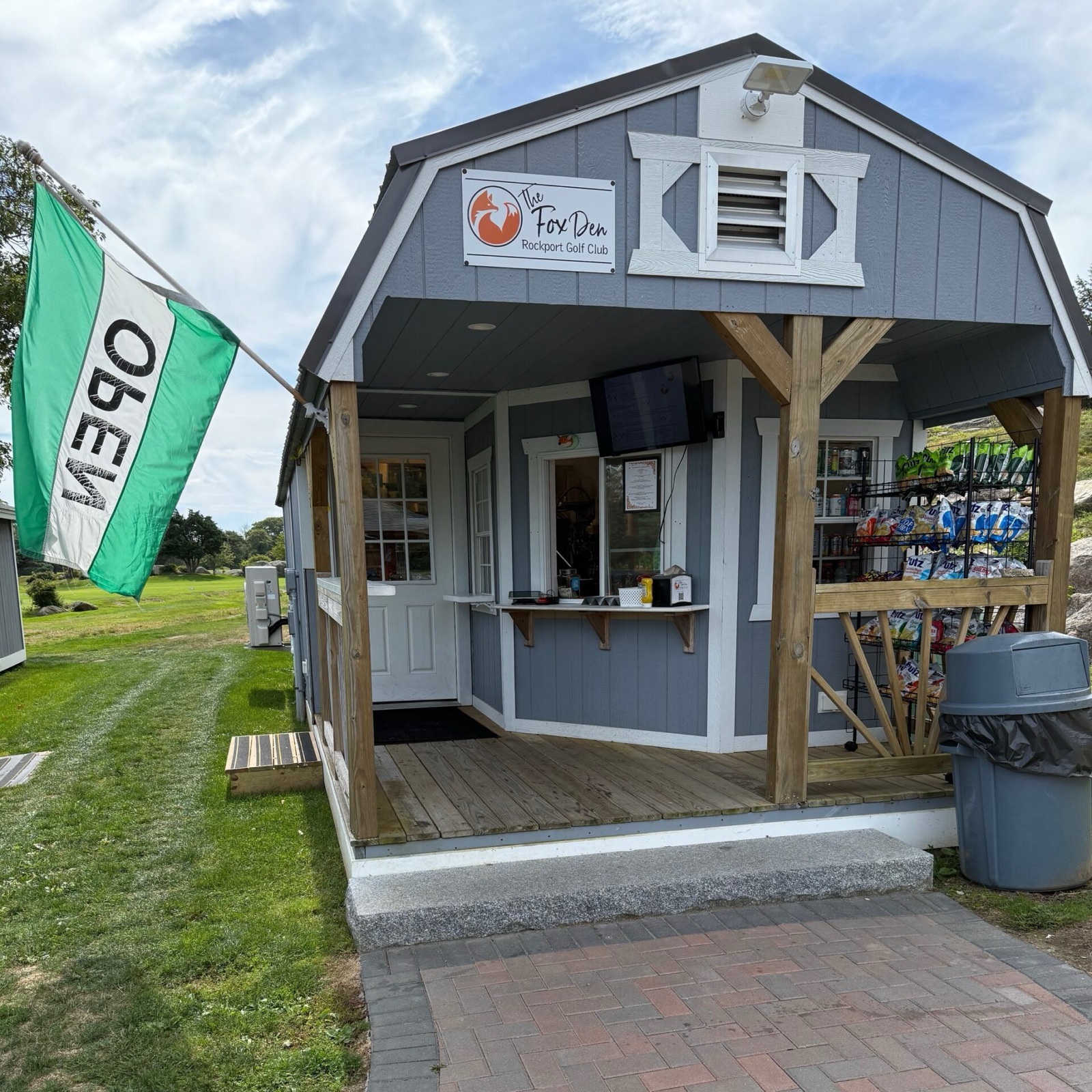 The Fox Den Grille at Rockport Golf Club